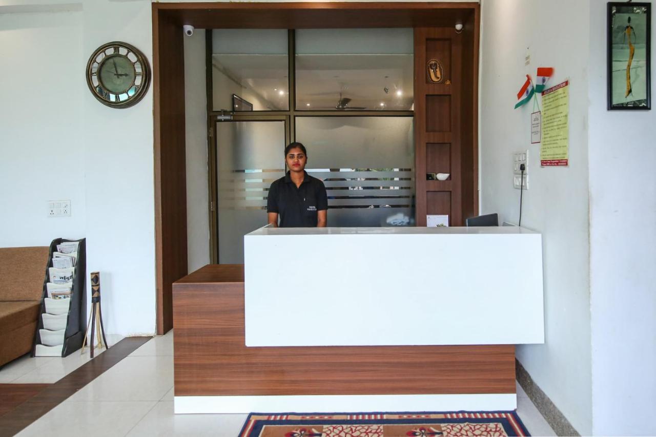 Oyo 3603 White Pearl Hotel Jabalpur Exterior foto